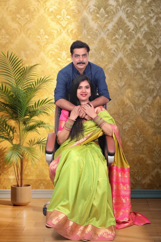 Indian couple portrait photography in Noida by Anjali Digital